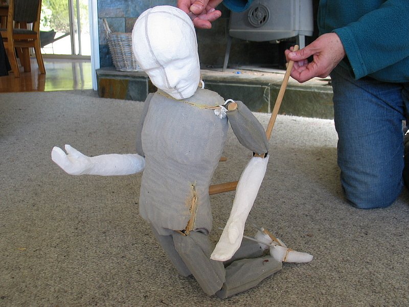 bunraku-style-puppets-1.jpg